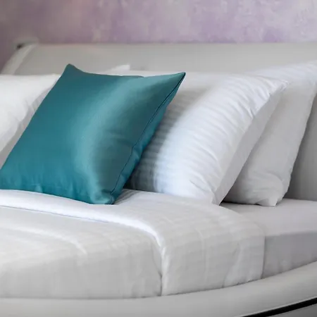 Pape Apartment